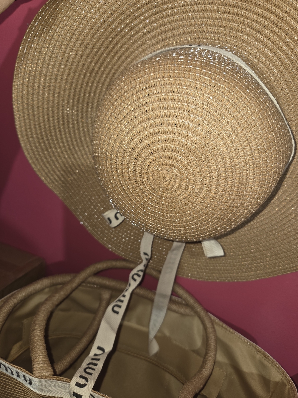 Tan Straw Wide-Brim Hat with Cream Branded Ribbon And Tote Set